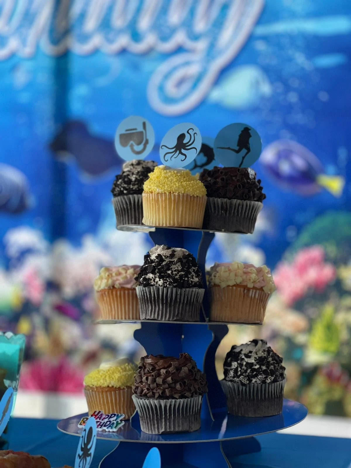 Ocean-themed toppers